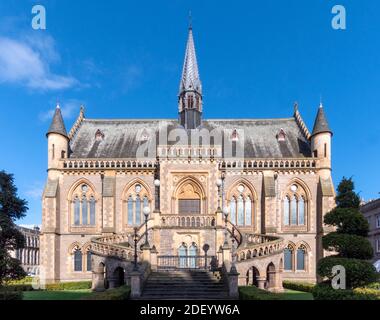 La McManus Art Gallery and Museum, Albert Square, Dundee, Tayside, Scozia, Regno Unito Foto Stock