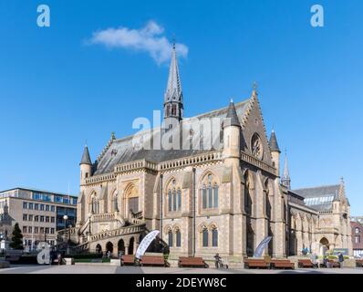 La McManus Art Gallery and Museum, Albert Square, Dundee, Tayside, Scozia, Regno Unito Foto Stock