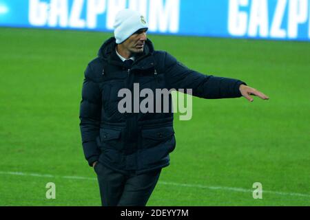 Kiev, Ucraina. 01 dicembre 2020. KYIV, UCRAINA - DICEMBRE 01: La vettura francese Zinedine Zidane del Real Madrid durante la partita di calcio del Gruppo B della UEFA Champions League tra Shakhtar Donetsk e Real Madrid (Foto di Aleksandr Gusev/Pacific Press/Sipa USA) Credit: Sipa USA/Alamy Live News Foto Stock