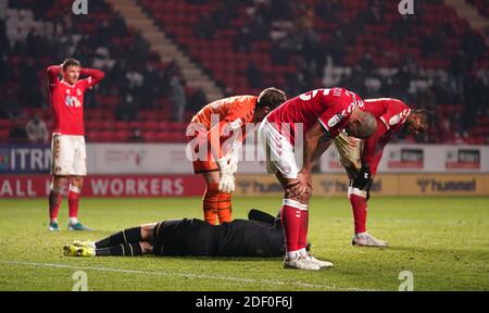 Darren Pratley di Charlton Athletic reagisce dopo un'occasione persa durante la partita del campionato Sky Bet al Valley, Londra. Foto Stock