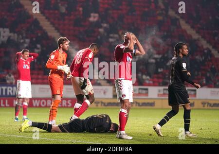 Darren Pratley di Charlton Athletic reagisce dopo un'occasione persa durante la partita del campionato Sky Bet al Valley, Londra. Foto Stock