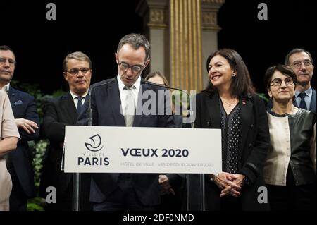 Emmanuel Gregoire e Anne Hildago - il sindaco di Parigi Anne Hidalgo presenta i suoi auguri per il nuovo anno a Parigi, in Francia, il 10 gennaio 2020. Foto di Magali Cohen/ABACAPRESS.COM Foto Stock