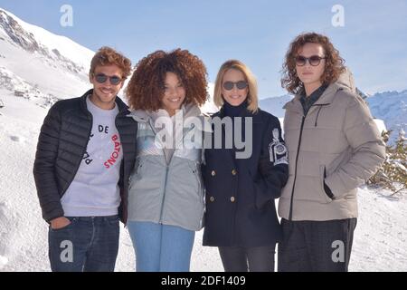 Ruben Alves, Stefi Celma, Pascale Arbillot, Alexandre Wetter partecipa a una fotocellula per il film Miss durante il 23° Festival de l'Alpe d'Huez Comedy Film di Alpe d Huez, Francia, il 18 gennaio 2020. Foto di Julien Reynaud/APS-Medias/ABACAPRESS.COM Foto Stock