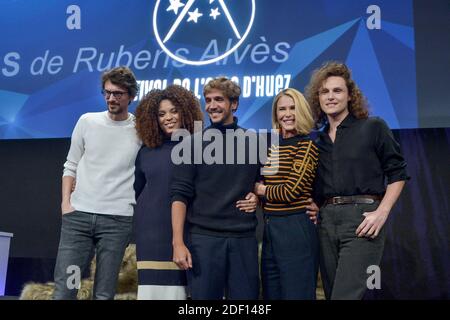 Hugo Gelin, Stefi Celma, Ruben Alves, Pascale Arbillot, Alexandre Wetter alla cerimonia di chiusura del 23° Festival della Commedia a l'Alpe d Huez, Francia, il 18 gennaio 2020. Foto di Julien Reynaud/APS-Medias/ABACAPRESS.COM Foto Stock