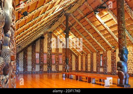 Te Whare Runanga Meeting House interno, Waitangi trattato terreni, Waitangi, Bay of Islands, Northland, North Island, Nuova Zelanda Foto Stock