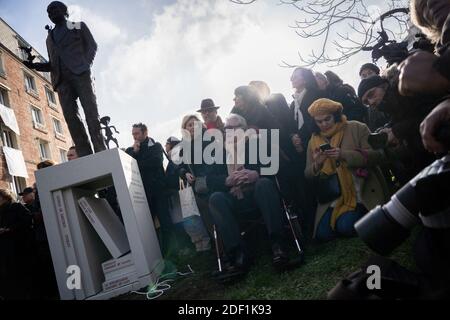 Jean-Jacques Sempé illustratore delle avventure di piccolo Nicola assiste alla scoperta di una statua di Rene Goscinny a Parigi, Francia il 23 gennaio 2020. Foto di Florent Bardos/ABACAPRESS.COM Foto Stock