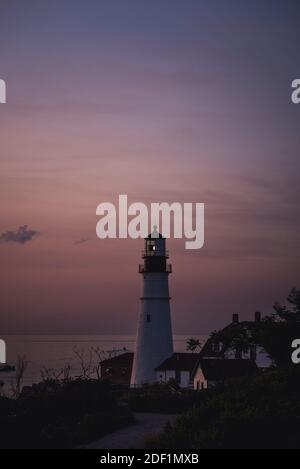 Alba al faro Portland Head Light nel Maine Foto Stock