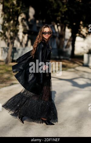 Street Style, Maja Malnar in arrivo a Elie Saab Primavera Estate 2020 Haute Couture show, tenuto al Grand Palais, Parigi, Francia, il 22 gennaio 2020. Foto di Marie-Paola Bertrand-Hillion/ABACAPRESS.COM Foto Stock