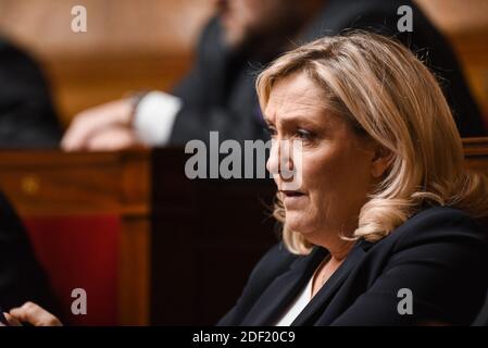 il presidente del partito di estrema destra Rassemblement National (RN) e l'MP Marine le Pen partecipano al tempo delle interrogazioni al Palais Bourbon, sede dell'Assemblea nazionale il 28 gennaio 2020 a Parigi, Francia. Foto di Julie Sebadelha/ABACAPRESS.COM Foto Stock