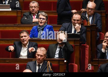 Il primo segretario del partito socialista Olivier Faure e il deputato di sinistra Boris Vallaud reagiscono in occasione del tempo delle interrogazioni al Palais Bourbon, sede dell'Assemblea nazionale, il 28 gennaio 2020 a Parigi, Francia. Foto di Julie Sebadelha/ABACAPRESS.COM Foto Stock