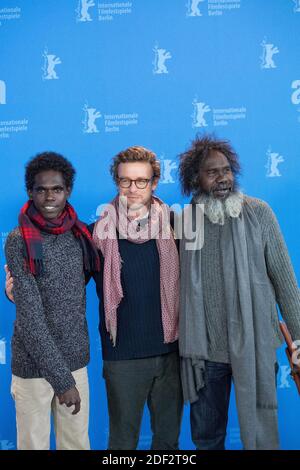 Jacob Junior Nayinggul, Simon Baker e Witiyana Marika frequentano High Ground Photocall come parte del settantesimo Berlinale (Festival Internazionale del Cinema di Berlino) a Berlino, Germania, il 23 febbraio 2020. Foto di Aurore Marechal/ABACAPRESS.COM Foto Stock