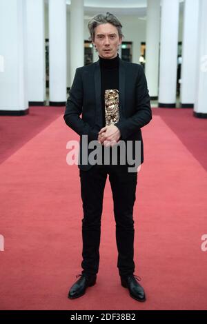 Swann Arlaud si pone con il miglior attore in un ruolo di supporto Premio per il film Grace a Dieu la 45° cerimonia Cesar a Parigi, Francia, il 28 febbraio 2020. Foto di Aurore Marechal/ABACAPRESS.COM Foto Stock