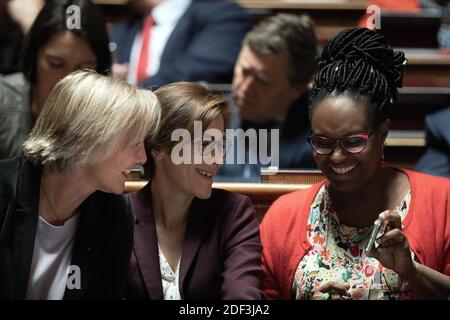 Sophie Cluzel, Ministro francese per le questioni relative alla disabilità, presso il Ministro della solidarietà e della sanità, Christelle Dubos e il portavoce del Ministro francese Sibeth ndiaye, partecipano ad una sessione di lavoro al Senato a Parigi, in Francia, il 4 marzo 2020. Foto di David Niviere/ABACAPRESS.COM Foto Stock