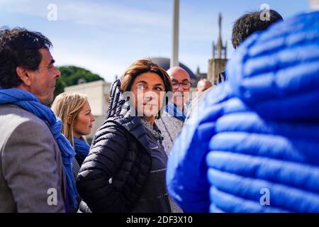 Ultimi giorni della campagna comunale per Martine Vassal, LR candidato per il sindaco di Marsiglia alle elezioni comunali del 2020, nel distretto di Saint Louis a Marsiglia, Francia il 12 marzo 2020. Foto di Julien Poupart/ABACAPRESS.COM Foto Stock