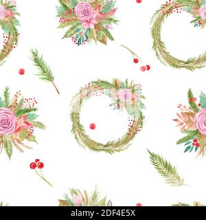 Motivo senza cuciture di arrangiamento floreale natalizio e corona su sfondo bianco. Inverno elementi botanici fiori rosa, pino, poinsettia, berrie Foto Stock