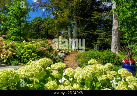 Passeggiata nel giardino all'Heritage Gardens, Sandwich, Massachusetts Foto Stock