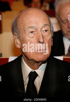 Amburgo, Germania. 03 dic 2020. Valery GISCARD D'ESTAING è morto all'età di 94 anni. Archivio foto: Valery GISCARD D'ESTAING, fra, politico, ex presidente di stato francese, ritratto, ricevimento del quotidiano settimanale 'Die Zeit' e della Zeit-Stiftung per l'ex cancelliere federale Helmut Schmidt in occasione del suo 90° compleanno, presso la Scuola di giurisprudenza di Bucerius ad Amburgo, 22 gennaio 2009 | utilizzo in tutto il mondo credito: notizie dal vivo su dpa/Alamy Foto Stock