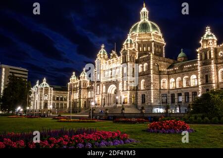 VICTORIA, CANADA - Nov 12, 2020: BC Parlamento buidlings, Victoria Inner Harbour, BC, Canada Foto Stock