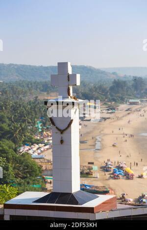 India, Goa, Vista della spiaggia di Arambol Foto Stock