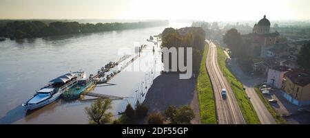 Veduta aerea della città di Boretto, Reggio Emilia, italia Foto Stock