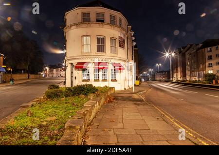 Il Cafe Marseille sulla corning Sheep Street e Broad Street vicino al centro città di Northampton, Inghilterra, Regno Unito. Foto Stock