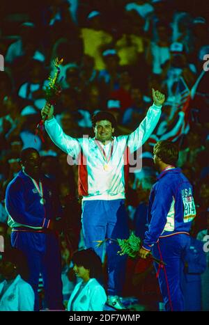 Alessandro Andrei (ITA) vincitore della medaglia d'oro nel tiro maschile messo ai Giochi Olimpici estivi del 1984. Foto Stock