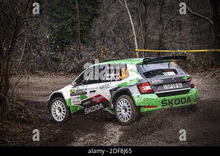 Monza, Italia. 3 dicembre 2020. 34 Andreas MIKKELSEN (NOR), Anders JAEGER (NOR), SKODA FabiaWRC 3, azione durante il Rally ACI 2020 Monza, 7° appuntamento del Campionato FIA WRC 2020 dal 3 all'8 dicembre 2020 a Monza, Brianza in Italia - Foto François Flamand / DPPI / LM Credit: Paola Benini/Alamy Live News Foto Stock