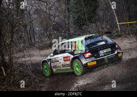 Monza, Italia. 3 dicembre 2020. 27 SOLBERG Oliver, JOHNSTON Aaron, SKODA Fabia Evo WRC3 durante l'ACI Rally Monza 2020, 7° appuntamento del Campionato FIA WRC 2020 dal 3 all'8 dicembre 2020 a Monza, Brianza in Italia - Photo François Flamand / DPPI / LM Credit: Paola Benini/Alamy Live News Foto Stock