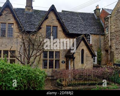 Uley, Stroud, Cotswolds, Gloucestershire, Regno Unito, 17 novembre 2020. Credit: Robert Taylor/Alamy Live News Foto Stock