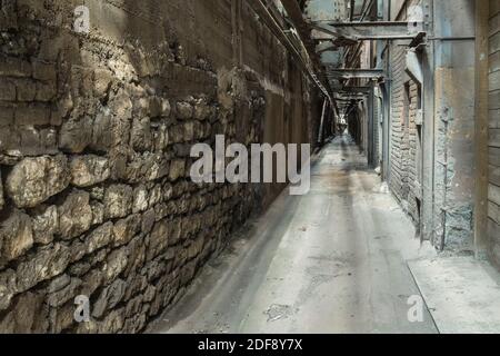 bunker, costruzione, corridoio, calcestruzzo, architettura, industriale, struttura, industria, città, urbano, moderno, costruzione, produzione, struttura, porta, un Foto Stock
