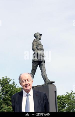 Yves de Gaulle, nipote di Charles de Gaulle durante la cerimonia del 75° anniversario della vittoria della seconda guerra mondiale in Europa, a Parigi, in Francia, l'8 maggio 2020, il 53° giorno di una stretta chiusura del paese, volta a frenare la diffusione della COVID-19. Foto di Stephane Lemouton/Pool/ABACAPRESS.COM Foto Stock