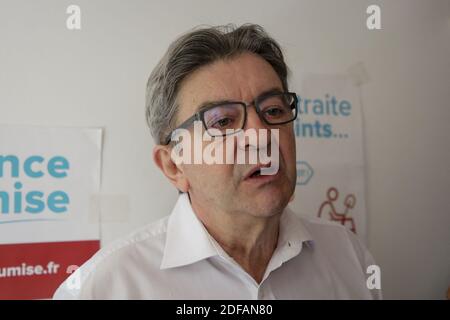 Membro del Parlamento e leader del partito francese di sinistra la France Insouise (LFI) Jean-Luc Mélenchon annuncia il suo sostegno a Michele Rubirola per il secondo turno delle elezioni comunali a Marsiglia, durante una conferenza stampa a Marsiglia, in Francia, il 06 giugno 2020. Foto di Denis Thaust/Avenir Pictures/ABACAPRESS.COM Foto Stock