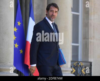 Christophe Castaner lascia il Palazzo Elysee dopo una riunione settimanale del gabinetto a Parigi, in Francia, il 24 giugno 2020. Foto di Christian Liegi/ABACAPRESS.COM Foto Stock