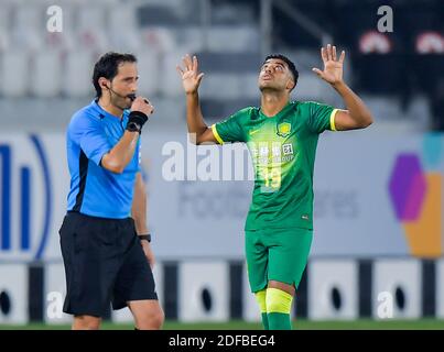 Doha, Qatar. 3 dicembre 2020. Alan (R) del Beijing Guoan FC festeggia dopo aver segnato durante la partita del Gruppo e tra il Beijing Guoan FC della Cina e Chiangrai United of Thailand alla AFC Champions League 2020 a Doha, capitale del Qatar, il 3 dicembre 2020. Credit: Yangyuanyong/Xinhua/Alamy Live News Foto Stock