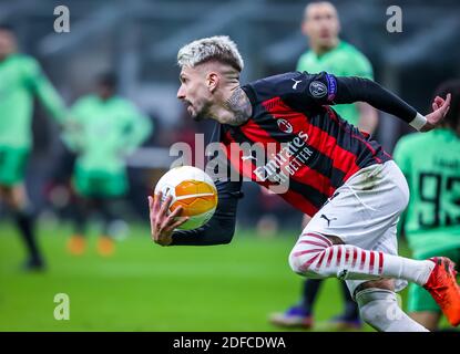 Milano, Italia. 3 dicembre 2020. SAMU Castillejo di AC Milan durante la partita di calcio UEFA Europa League 2020/21 tra AC Milan e Celtic FC allo stadio San Siro di Milano il 03 dicembre 2020 - Foto FCI/Fabrizio Carabelli/LM Credit: Fabrizio Carabelli/LPS/ZUMA Wire/Alamy Live News Foto Stock