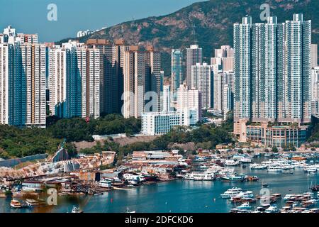 Il lato sud dell'Isola di Hong Kong nella zona di Aberdeen, Hong Kong, Cina Foto Stock