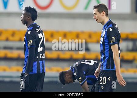 Mouscron, Belgio. 28 Nov 2020. I giocatori del club si sono spaventare dopo la partita della Jupiler Pro League tra Royal Excel Mouscron e Club Brugge KV, sabato 28 novembre 2020 a Mouscron, il giorno 14 della prima divisione della 'Jupiler Pro League' del campionato di calcio belga. BELGA PHOTO BRUNO FAHY Credit: Pro Shots/Alamy Live News Foto Stock