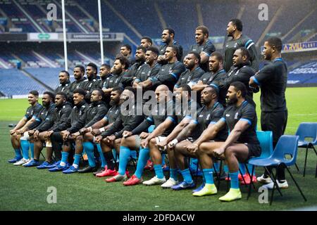 Edimburgo, Regno Unito. 4 dicembre 2020. Finale di rugby della Coppa delle nazioni d'autunno: La squadra delle Fiji posa per una foto di squadra prima che la squadra di rugby delle Fiji correrà allo stadio BT Murrayfield, Edimburgo, Scozia, Regno Unito. 4 Dicembre 2020. Credit: Ian Rutherford/Alamy Live News. Foto Stock