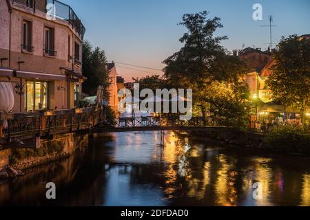 Fiume in l'Isle sur la Sorgue, Provenza, Francia, Europa. Foto Stock