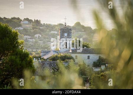 Via del villaggio Goult, Provenza, Francia, Europa. Foto Stock