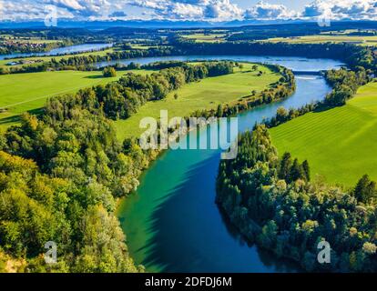 Loop del fiume Lech, vicino Epfach, regione Pfaffenwinkel, alta Baviera, Baviera, Germania, Europa Foto Stock