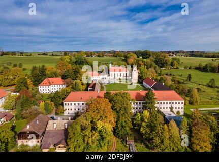 Veduta aerea, Monastero di Wessobrunn, Pfaffenwinkel, alta Baviera, Baviera, Germania, Europa Foto Stock