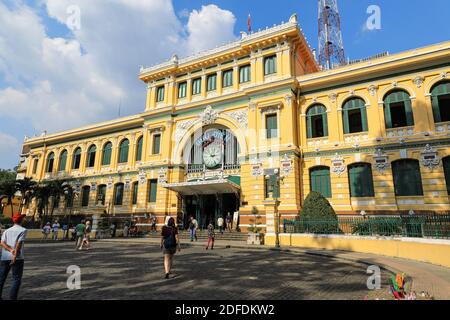 L'esterno o l'esterno dell'ufficio postale di ho Chi Minh City, o dell'ufficio postale centrale di Saigon, ho Chi Minh City, Vietnam, Asia Foto Stock