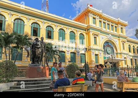 L'esterno o l'esterno dell'ufficio postale di ho Chi Minh City, o dell'ufficio postale centrale di Saigon, ho Chi Minh City, Vietnam, Asia Foto Stock