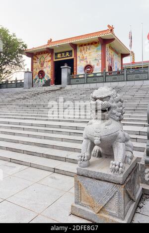 All'interno del tempio Puh Toh Tze a Kota Kinabalu, Sabah, Malesia Foto Stock