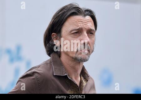 Stanislas Nordey, attore, direttore, direttore del Teatro Nazionale di Strasburgo (TNS) a Strasburgo, Francia nordorientale, il 10 luglio 2020. Foto di Nicolas Roses/ABACAPRESS.COM Foto Stock