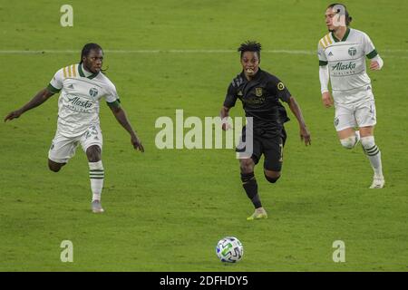 LAFC Forward Latif Benedizione (7) durante una partita di calcio MLS contro i Portland Timbers, domenica 08 novembre 2020, a Los Angeles. Il gioco si è concluso in un 1-1 Foto Stock