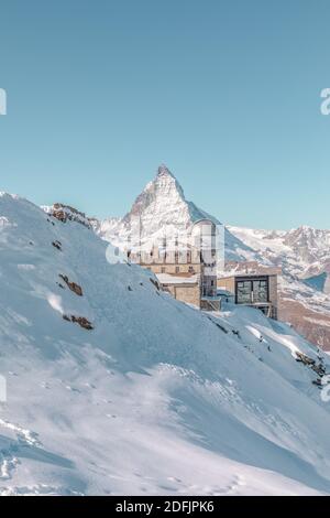 Vista sul sontuoso monte Cervino da Gornergrat, a sud-est della stazione di Zermatt, nel Cantone Vallese, Svizzera. Foto Stock