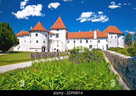 Varazdin. Città vecchia di Varazdin e verde vista parco, città nel nord della Croazia Foto Stock