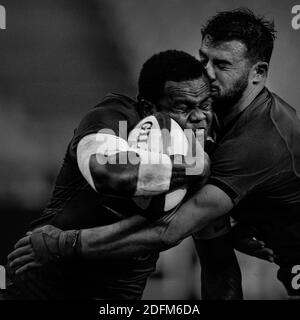 Il centro francese Virimi Vakatawa durante la partita dei tornei di rugby Six Nations Union tra Francia e Irlanda allo stade de France, a Saint Denis, alla periferia di Parigi, il 31 ottobre 2020. Foto di ELIOT BLONDT/ABACAPRESS.COM Foto Stock